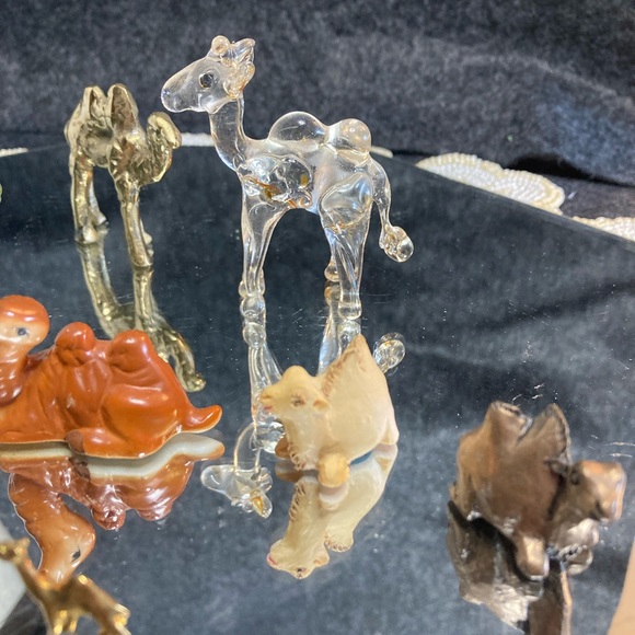 Mini/  intricate Camel collection - Picture 2 of 4